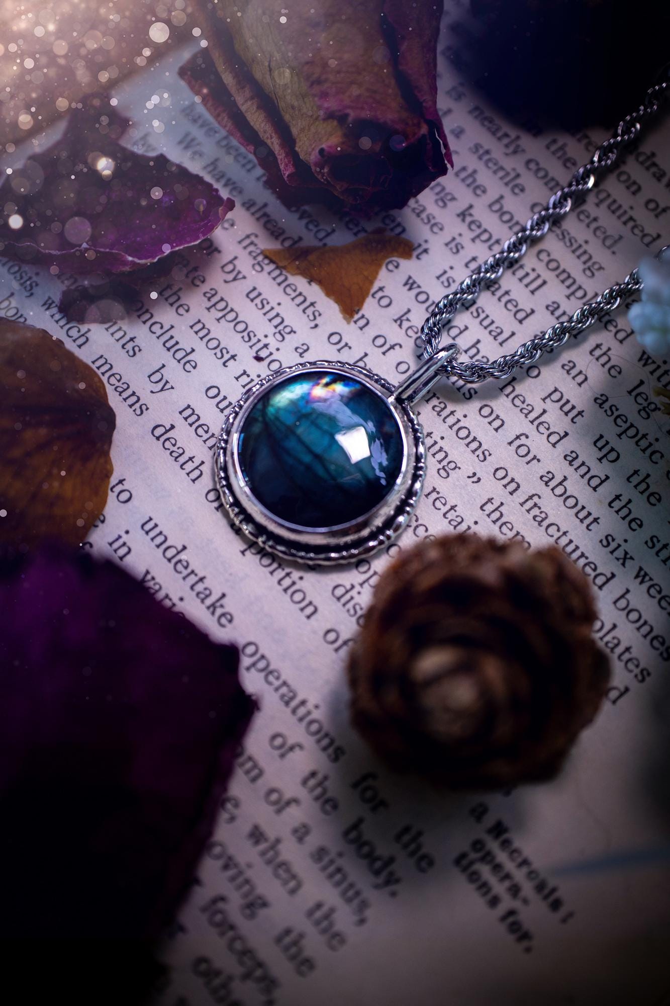 Beautiful and handmade, teal green with a little rainbow, sterling silver pendant necklace. This necklace features a beautiful, forest teal green Labradorite crystal that is completely natural. The pendant itself has been handcrafted using a mix of 999 fine and sterling silver with gallery wire around the bezel to give it a unique feel. A one of a kind piece of jewellery that would complete any crystal or jewellery lovers collection. Witchy and gothic vibes, jewellery gifts for her.