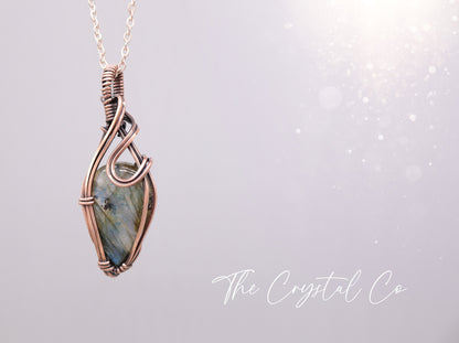 Handmade labradorite in copper, wire wrapped necklace