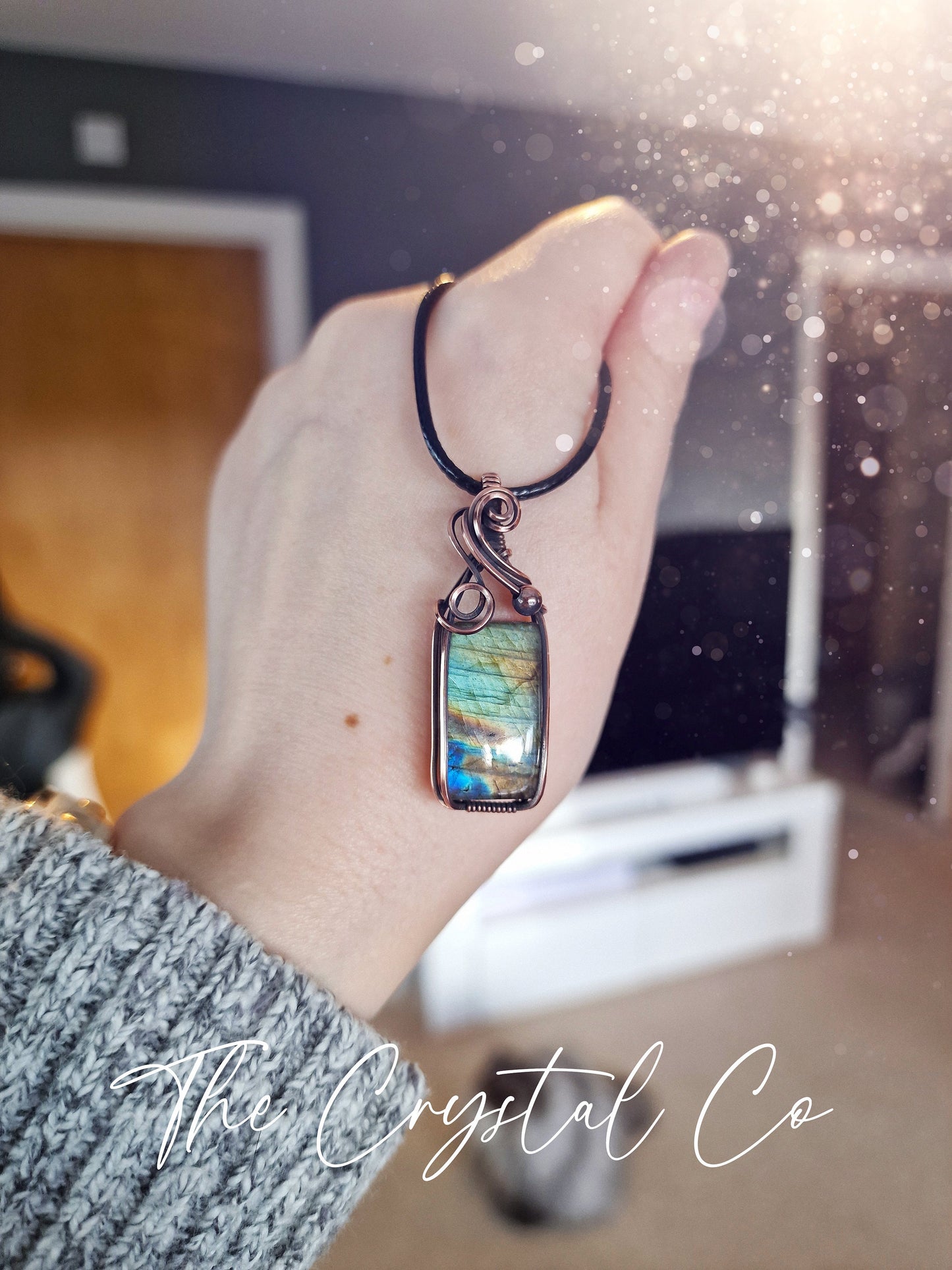 Beautiful, Handmade Blue and Green Flash Labradorite Pendant - Wrapped in antiqued Copper - Wire Wrapped Pendant