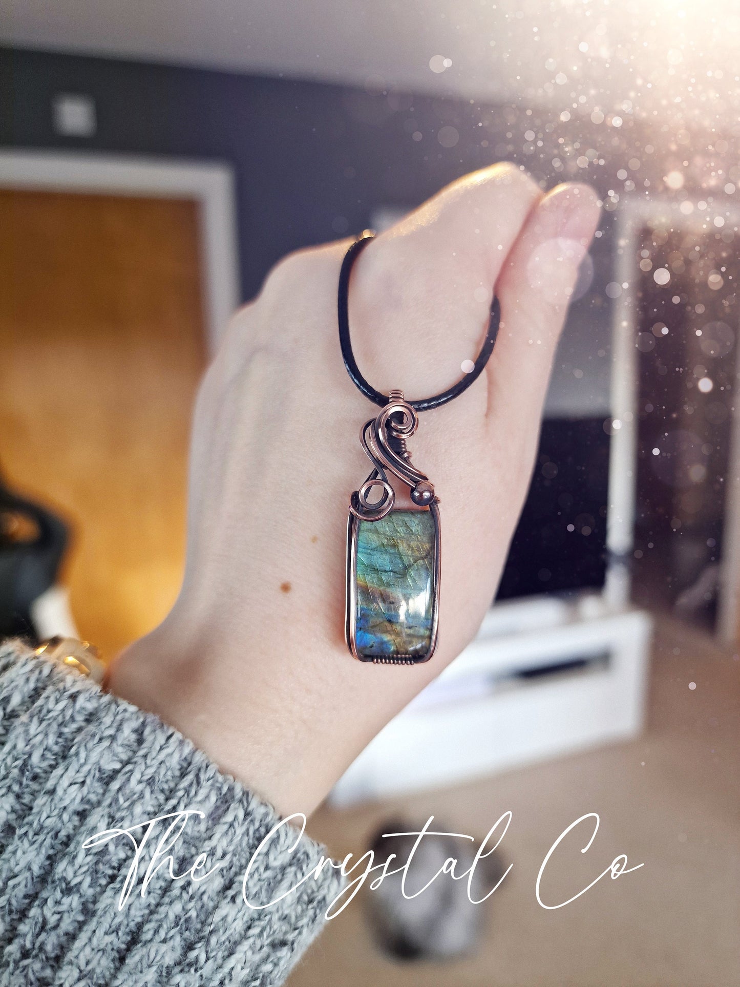 Beautiful, Handmade Blue and Green Flash Labradorite Pendant - Wrapped in antiqued Copper - Wire Wrapped Pendant