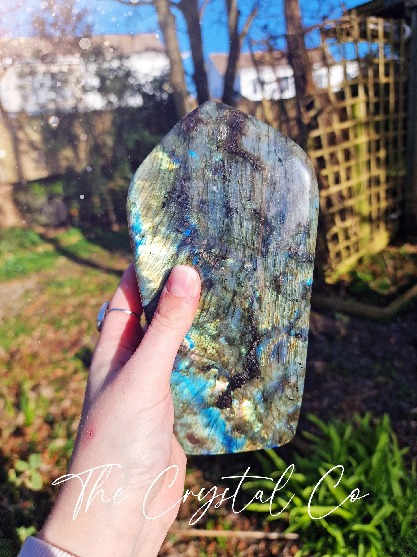 Beautiful Labradorite natural crystal freeform. This beautiful labradorite is full of flash, with multiple  colours of blue, greens and yellows. Ideal for crystal lovers and meditation purposes