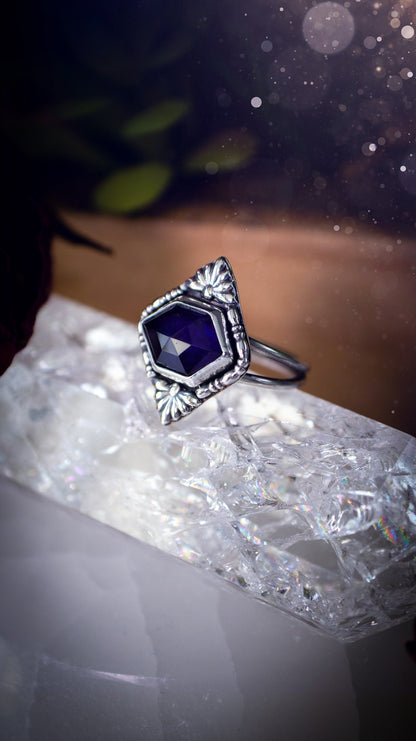 Deep purple, natural amethyst crystal statement ring. This beautiful ring has been made using sterling and fine silver, with decorative fan components and beaded wire around the bezel. Ideal for crystal lovers, gothic and hippy women. Witchy Jewelry