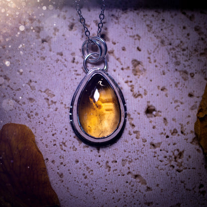 Stunning and minimalistic, natural citrine crystal pendant necklace. This pendant has been handcrafted using recycled sterling silver and has a minimalistic design. Ideal gift for birthdays, as this gemstone is the birthstone for November.