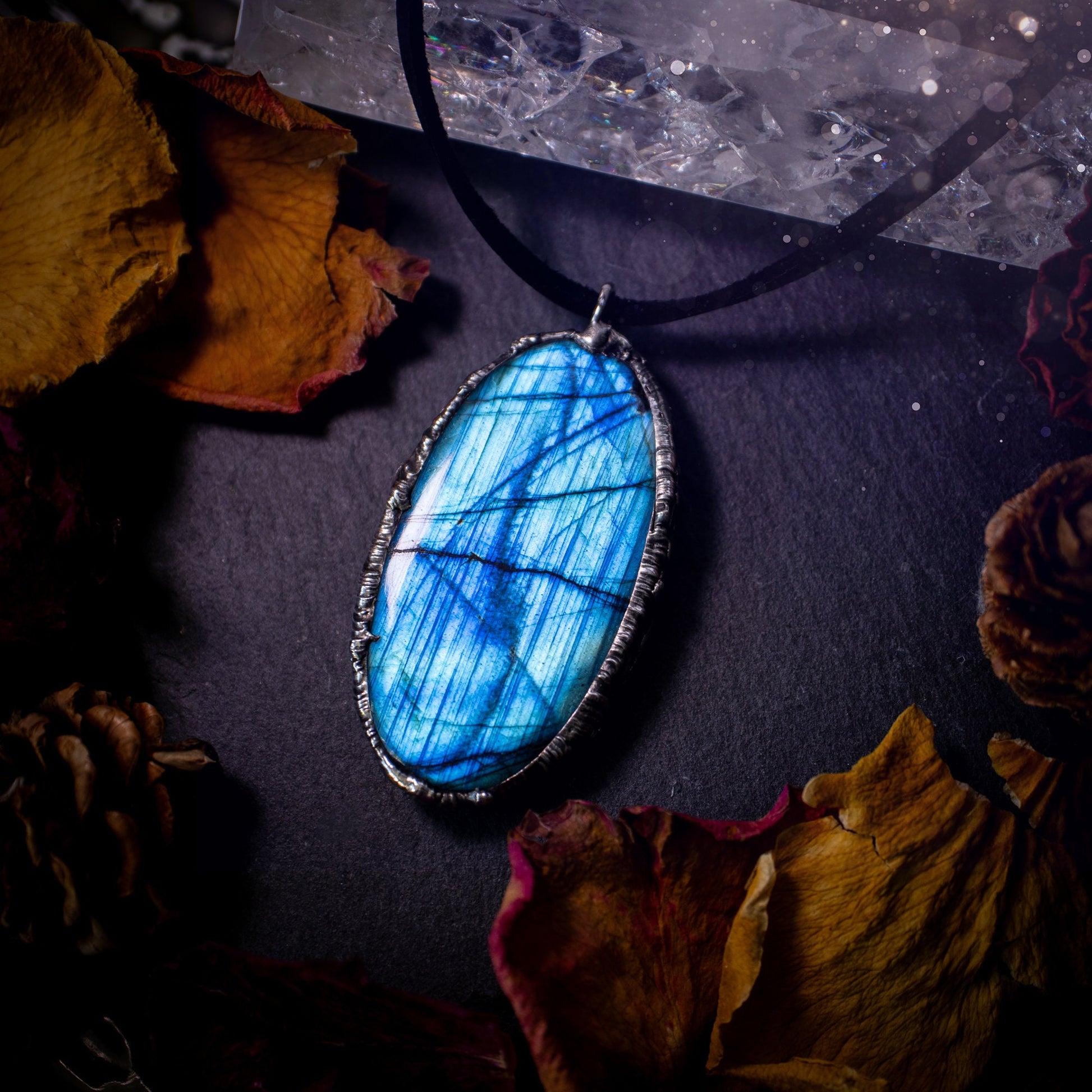 Beautiful, flashy blue labradorite crystal which has been soft soldered to create a stunning pendant. Natural crystal gemstone with lead free solder, a beautiful gift for any crystal lover. This piece of jewellery can be used for healing purposes.