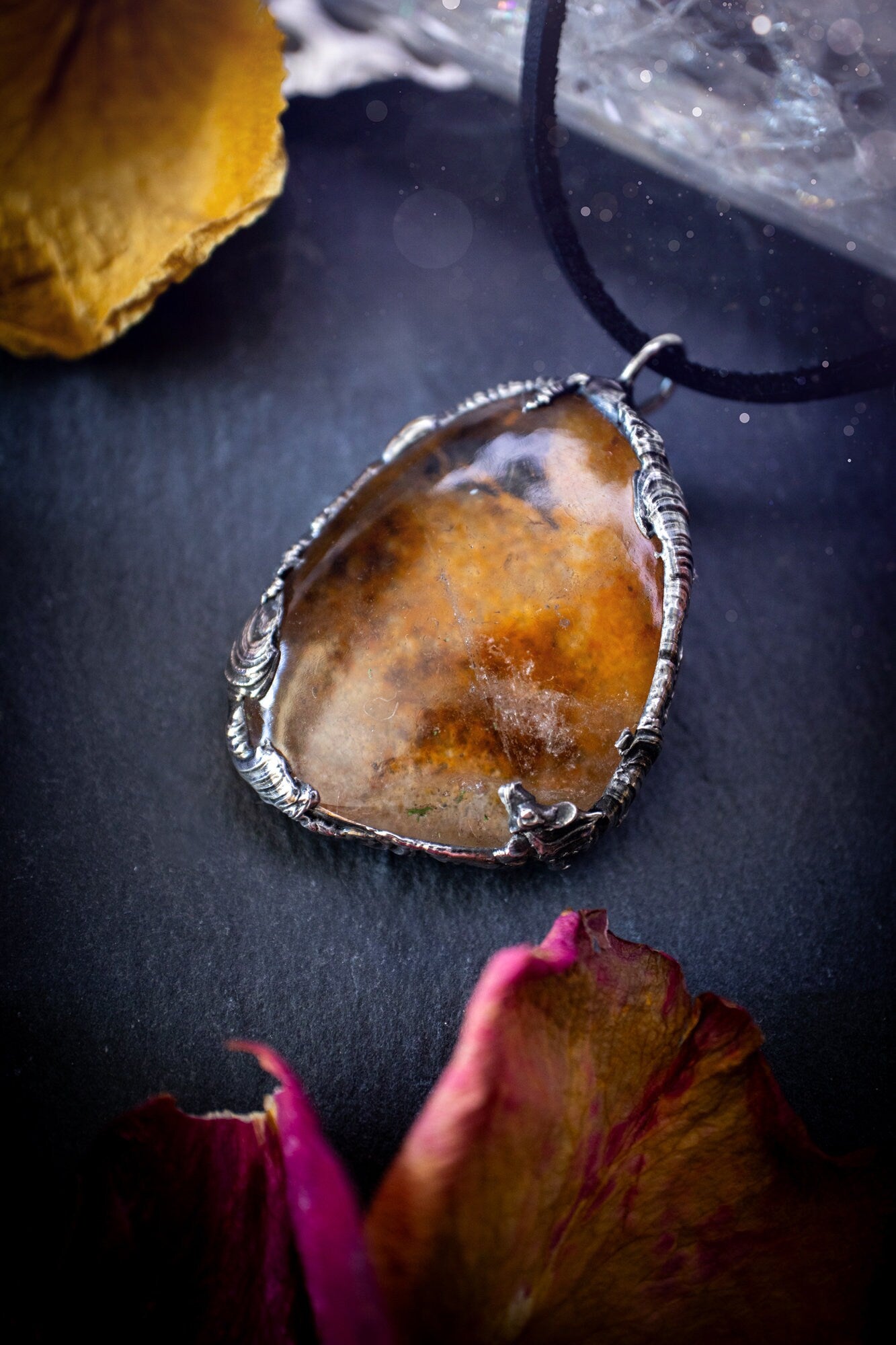 Stunning Lodolite garden quartz soft soldered pendant necklace. This beautiful necklace has been made using the tiffany technique and features a gorgeous autumn coloured Lodolite. Ideal gift for jewellery and crystal lovers. Hippy jewellery