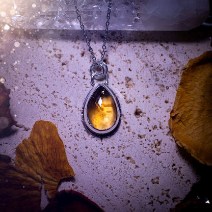 Stunning and minimalistic, natural citrine crystal pendant necklace. This pendant has been handcrafted using recycled sterling silver and has a minimalistic design. Ideal gift for birthdays, as this gemstone is the birthstone for November.