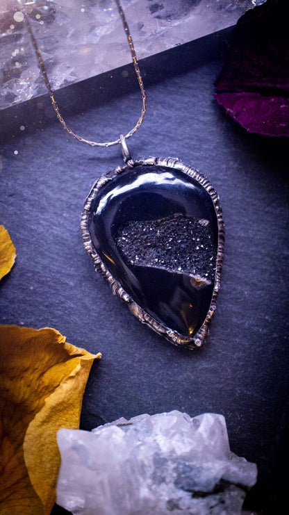 Beautiful black druzy onyx, soft soldered pendant necklace. This pendant has been made using the tiffany technique with lead free solder that contains silver. Featuring the most beautiful sparkly crystal. Gothic Jewellery. Crystals, witchy, gifts.