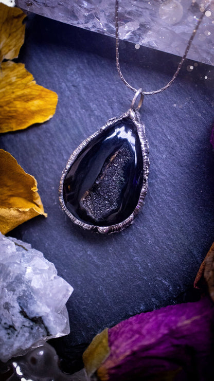 Beautiful black druzy onyx, soft soldered pendant necklace. This pendant has been made using the tiffany technique with lead free solder that contains silver. Featuring the most beautiful sparkly crystal. Gothic Jewellery. Crystals, witchy, gifts.