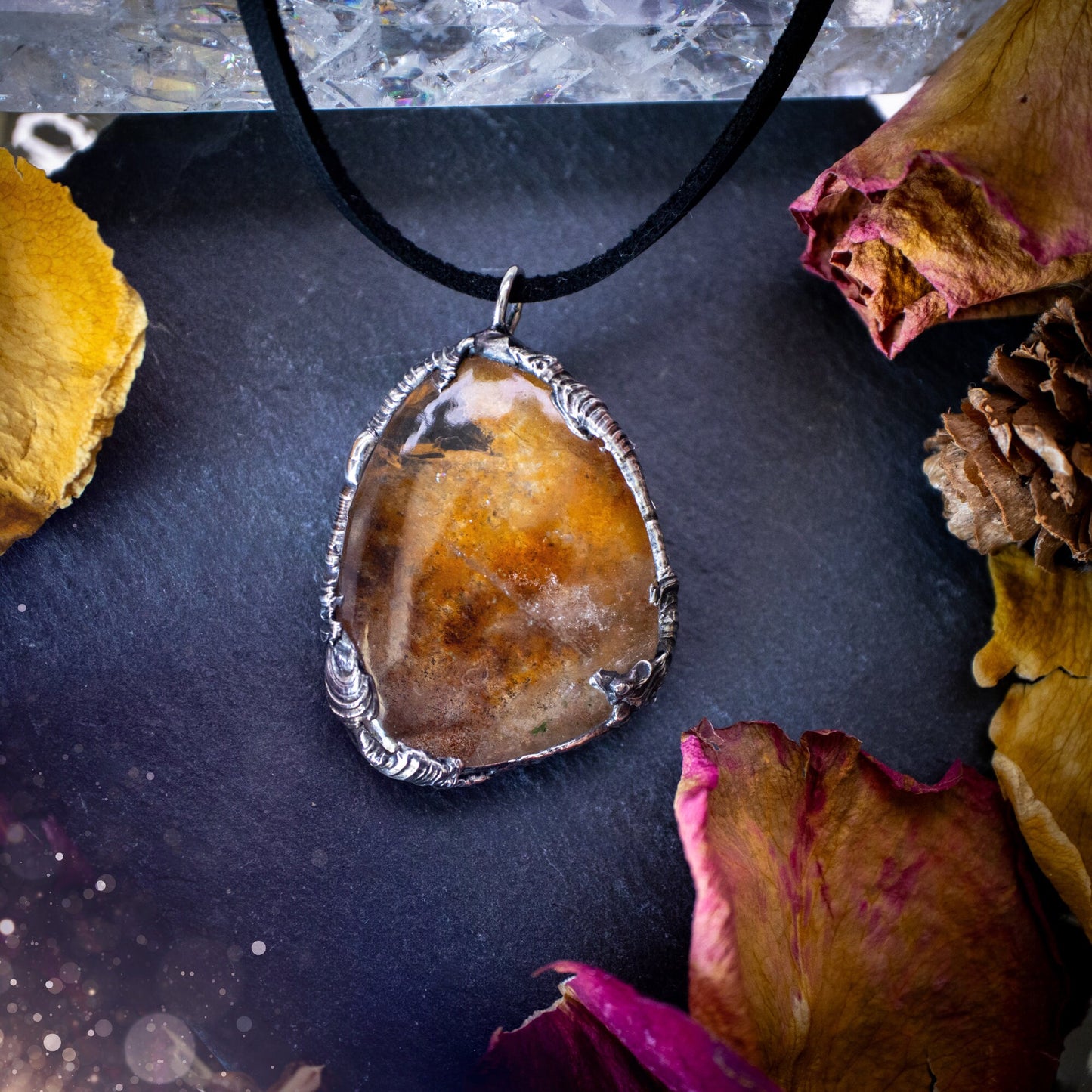 Stunning Lodolite garden quartz soft soldered pendant necklace. This beautiful necklace has been made using the tiffany technique and features a gorgeous autumn coloured Lodolite. Ideal gift for jewellery and crystal lovers. Hippy jewellery