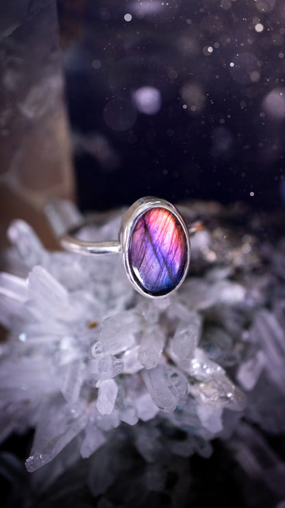 Beautiful and minimalistic, purple pink and blue labradorite crystal stacking ring. This ring has been made by hand, and is crafted from recycled sterling silver. Featuring the most bold, purple labradorite spectrolite crystal. Gifts for her, hippy