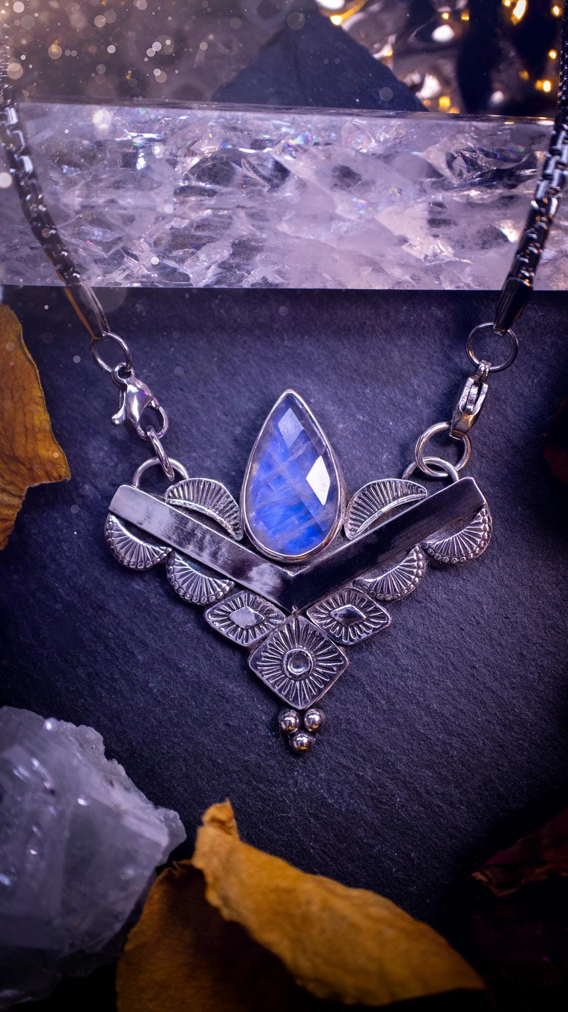 Beautiful and handmade, rainbow moonstone bohemian style pendant necklace. This pendant is a statement piece and completely unique with no other the same. Featuring a high quality and flashy rose cut moonstone. Handcrafted with sterling silver. Gifts