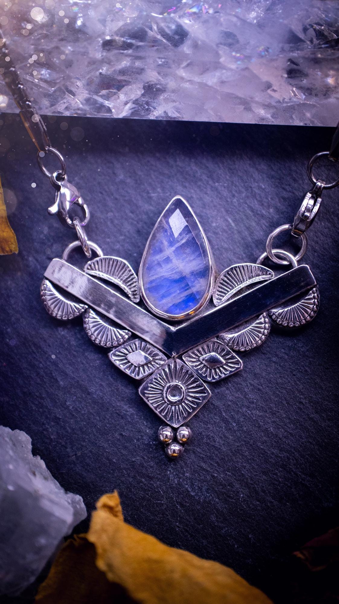 Beautiful and handmade, rainbow moonstone bohemian style pendant necklace. This pendant is a statement piece and completely unique with no other the same. Featuring a high quality and flashy rose cut moonstone. Handcrafted with sterling silver. Gifts