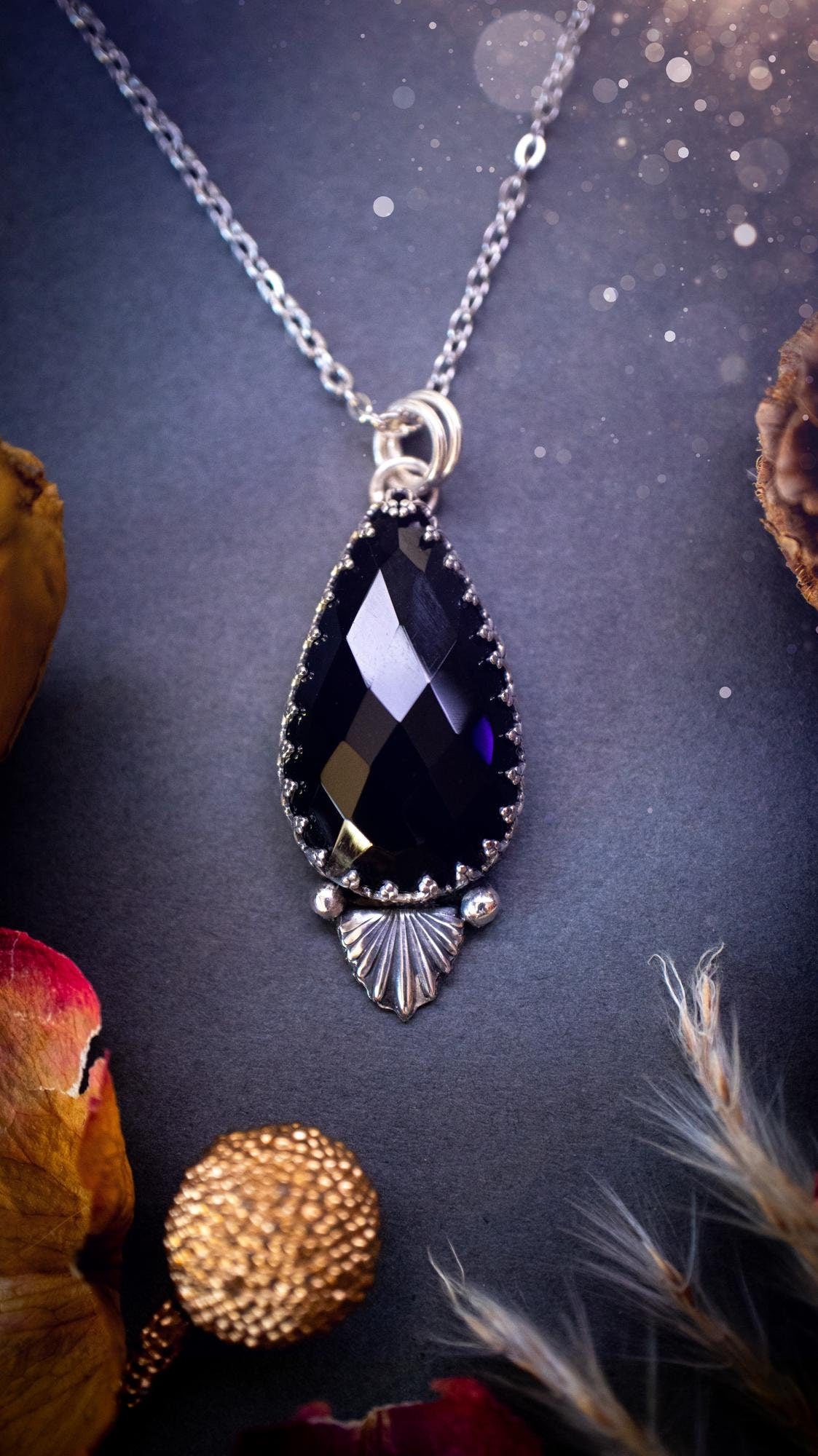 Stunning, rose cut, black onyx crystal pendant necklace. This pendant has been made using gallery wire that is 925 sterling silver, along with little silver balls and fan component. This handmade pendant would be ideal as a gift for gothic ladies.