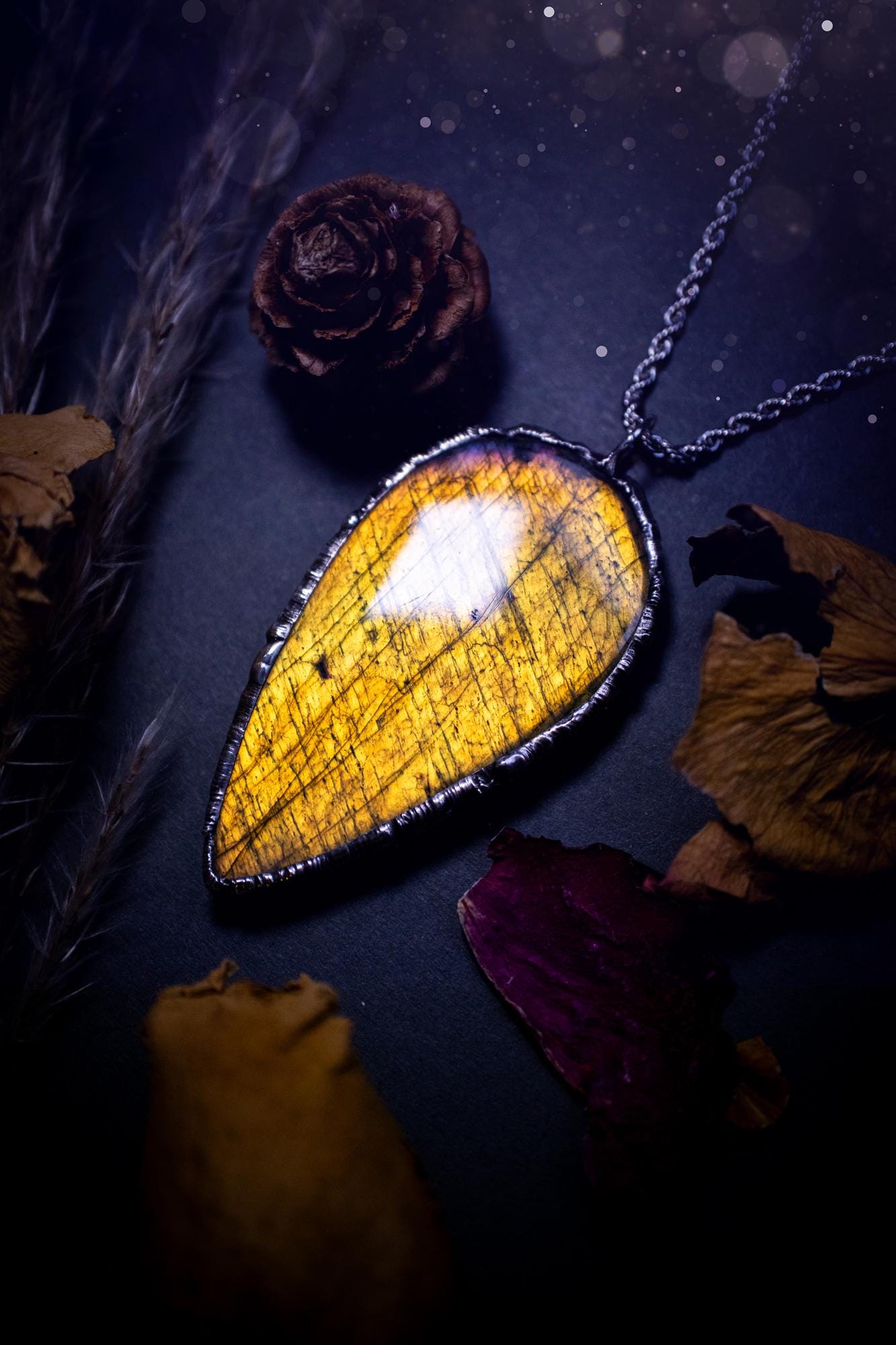 Beautiful and handmade, very flashy golden yellow, green and pink autumn labradorite pendant necklace. This necklace has been created using the soft solder method also known as the tiffany technique. A stunning crystal jewellery piece for gifts.