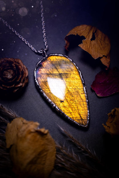 Beautiful and handmade, very flashy golden yellow, green and pink autumn labradorite pendant necklace. This necklace has been created using the soft solder method also known as the tiffany technique. A stunning crystal jewellery piece for gifts.