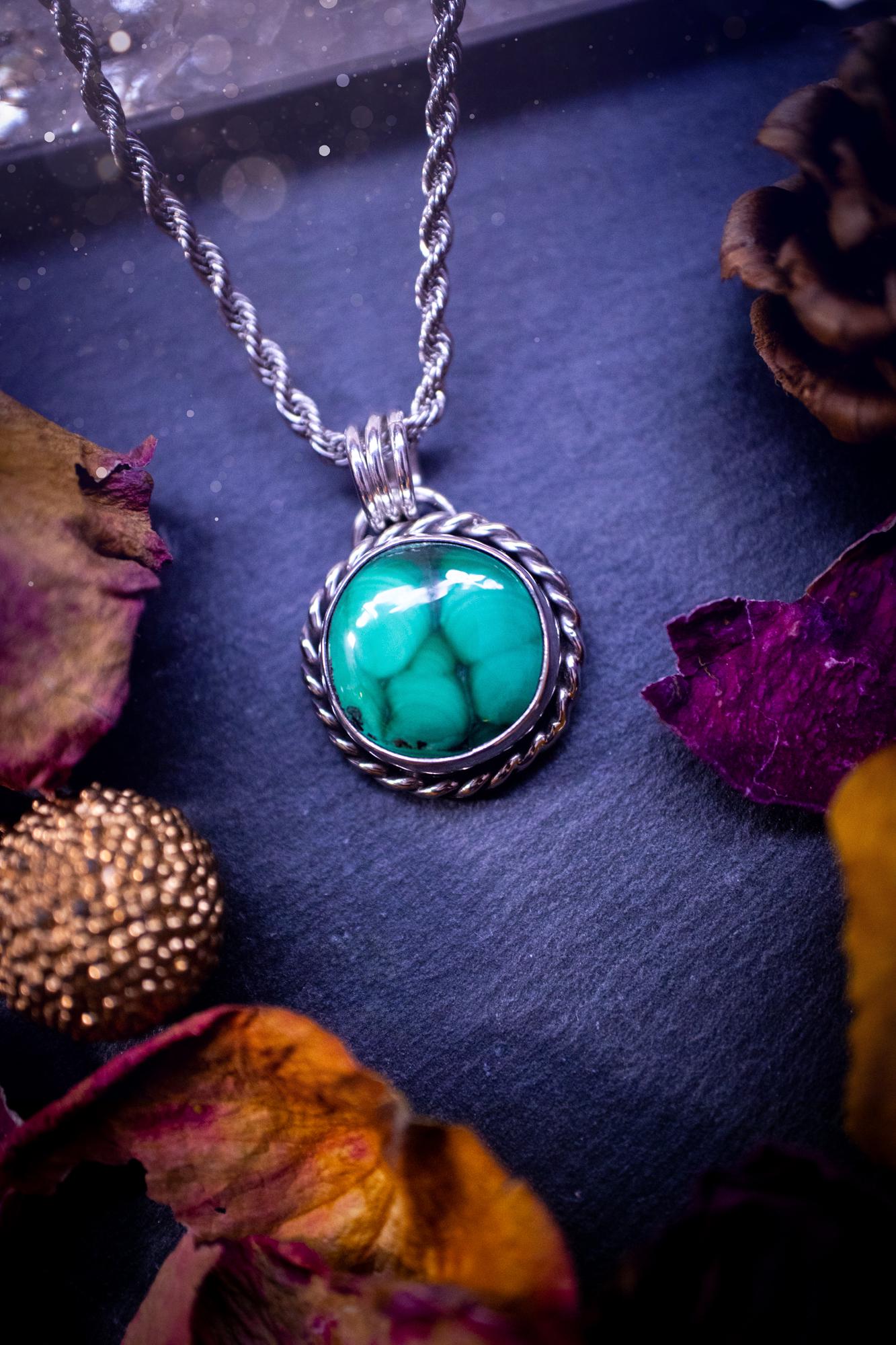 Beautifully handmade, dainty malachite sterling silver pendant necklace. This necklace features a high grade, round malachite crystal gem stone full of stunning pattern and hue. Ideal gift for crystal lovers and jewellery addicts. Gothic and hippy.