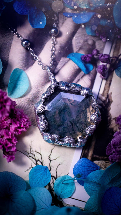 Absolutely stunning, and totally unique, moss agate crystal, soft soldered pendant necklace. This beautiful pendant features a very high quality moss agate crystal that has beautiful mossy definition and patterns. The crystal looks like it has a little forest captured inside. This pendant has been made using the soft solder method also known as the tiffany technique. This piece of jewellery would be ideal for any jewellery or crystal lover and is full of hippy, gothic and witchy goodness!