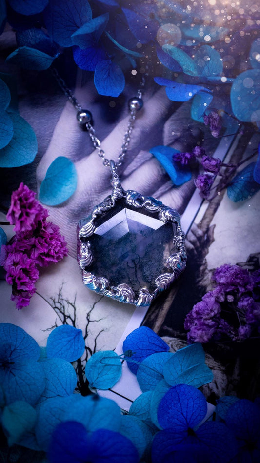 Absolutely stunning, and totally unique, moss agate crystal, soft soldered pendant necklace. This beautiful pendant features a very high quality moss agate crystal that has beautiful mossy definition and patterns. The crystal looks like it has a little forest captured inside. This pendant has been made using the soft solder method also known as the tiffany technique. This piece of jewellery would be ideal for any jewellery or crystal lover and is full of hippy, gothic and witchy goodness!