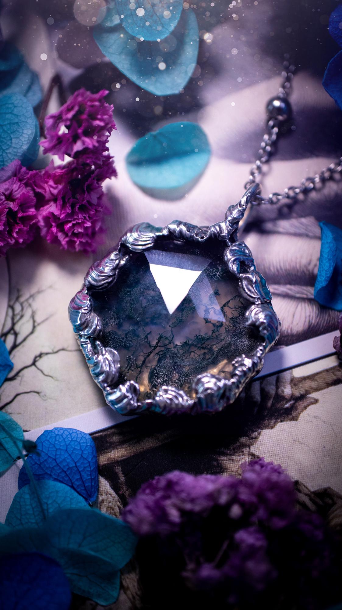 Absolutely stunning, and totally unique, moss agate crystal, soft soldered pendant necklace. This beautiful pendant features a very high quality moss agate crystal that has beautiful mossy definition and patterns. The crystal looks like it has a little forest captured inside. This pendant has been made using the soft solder method also known as the tiffany technique. This piece of jewellery would be ideal for any jewellery or crystal lover and is full of hippy, gothic and witchy goodness!