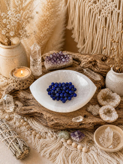 Create something truly personal with this beautifully handcrafted crystal macrame bracelet. Each piece is made to order, allowing you to choose the crystal that resonates most with you—whether you're drawn to its energy, meaning, or simply its natural beauty. Carefully hand-knotted using durable, high-quality linhastia waxed cord, this bracelet is designed to be both stylish and long-lasting. The sliding knot ensures a comfortable fit for all wrist sizes, making it perfect for everyday wear.