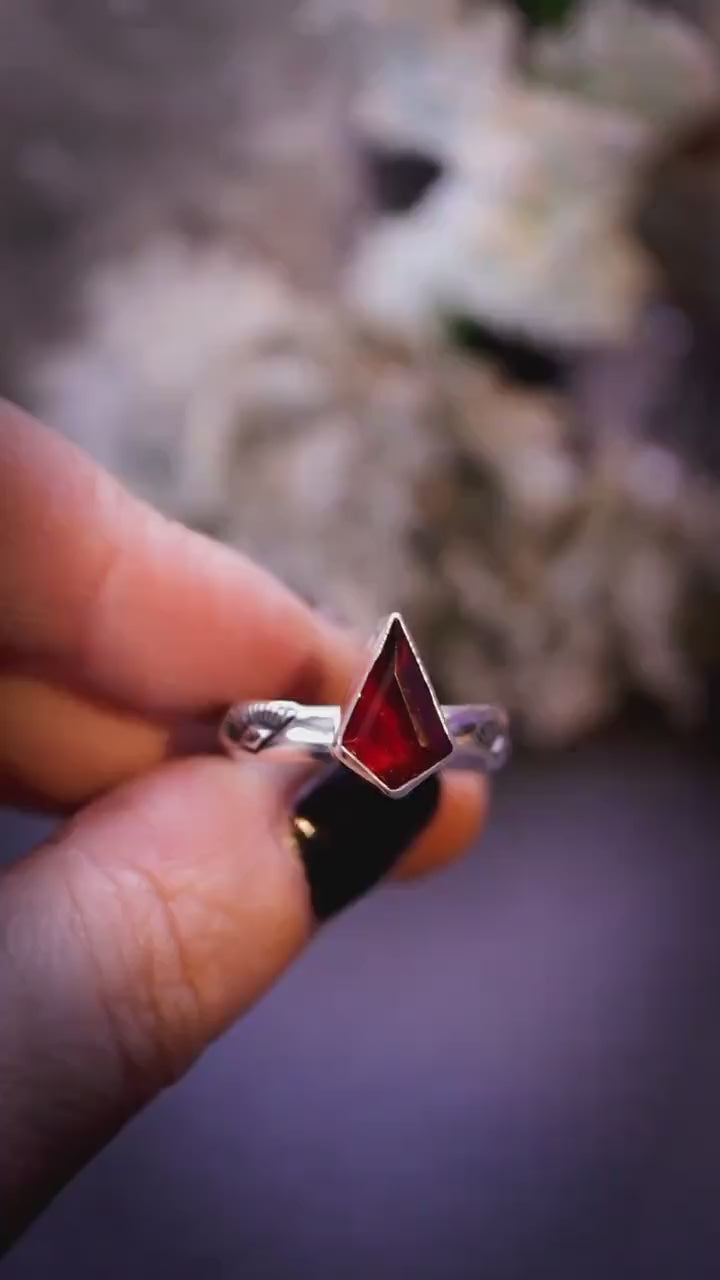 Unique and handmade, natural garnet crystal statement ring - Gifts for her, jewellery lovers, January birthstone