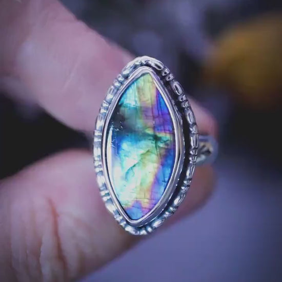 Gothic and handmade, natural rainbow spectrolite labradorite crystal, sterling silver, statement ring - Jewellery and crystal gifts